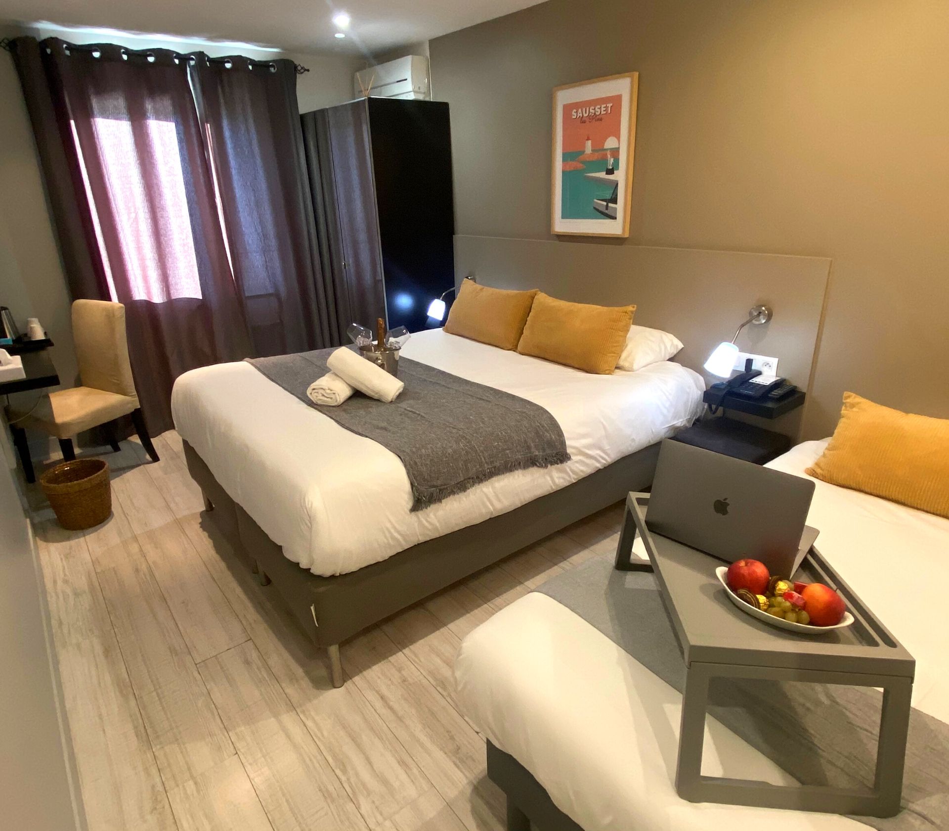 chambres-triples-hotel-carry-1